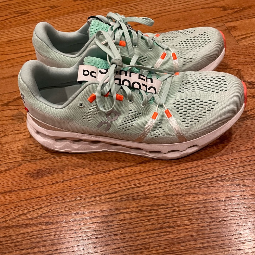 On Running Men’s Cloudsurfer size 10 - Picture 3 of 7